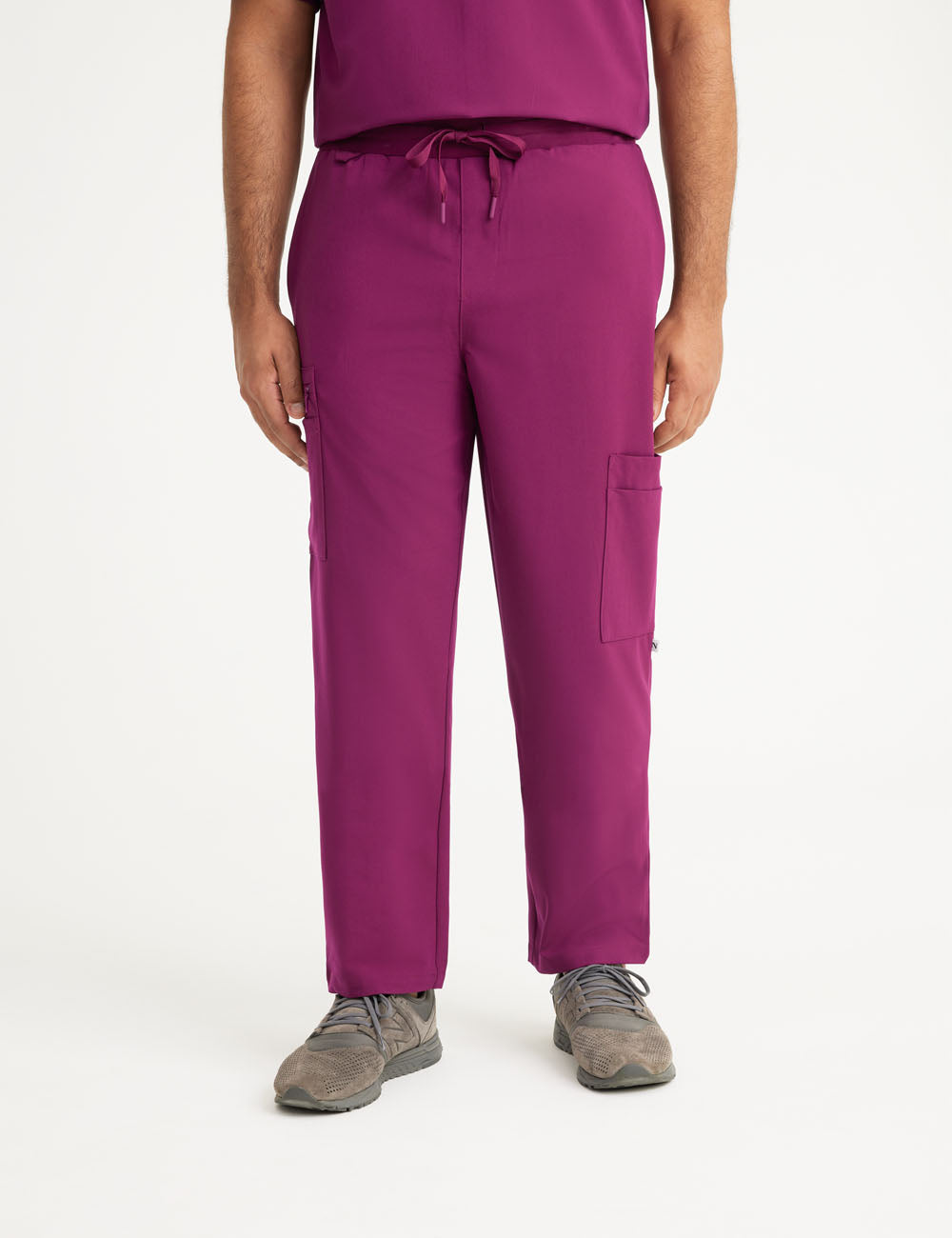 K42201R0 - Model is wearing size M