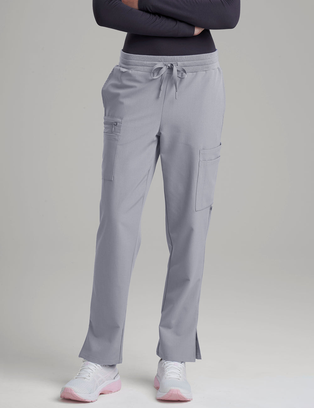 E50101R0 - Model is wearing size XSmall